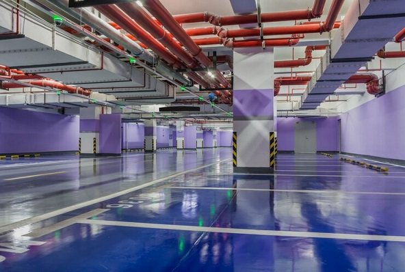What is epoxy flooring and what is the material used in it’s making? 