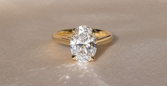 The Sensational Appeal of 3 Carat Oval Diamond Ring On Hand
