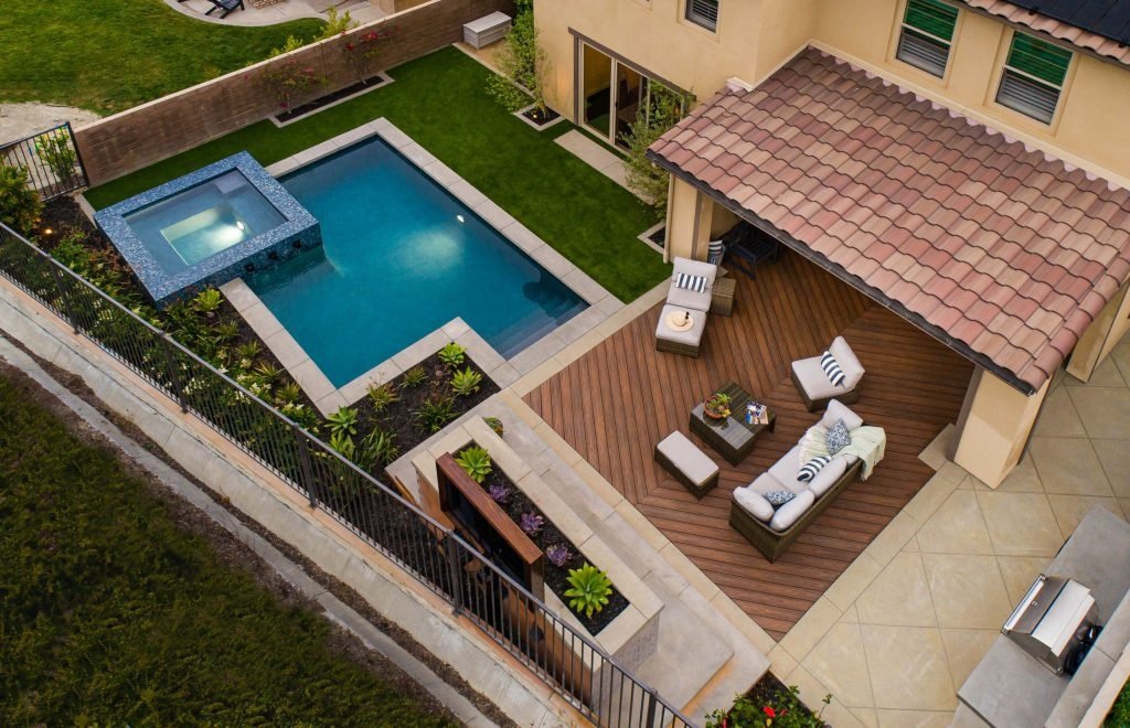 Crafting Aqua Dreams: The Artistry of Orange County Pool Contractors and the Role of Calimingo