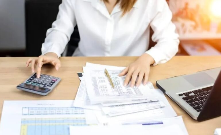 How to Choose the Right Bookkeeping Service for Your Business